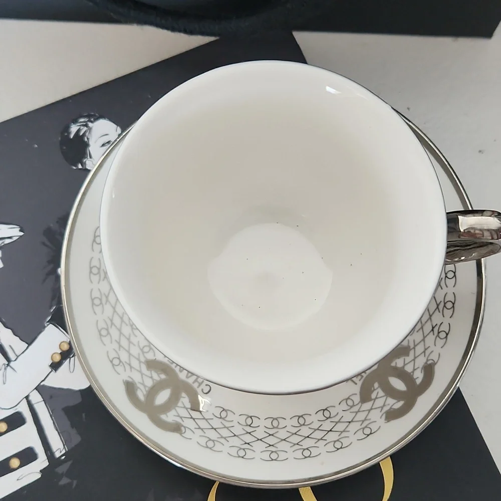 CHANEL Coffee/Tea cup, white/silver - Picture 3 of 6